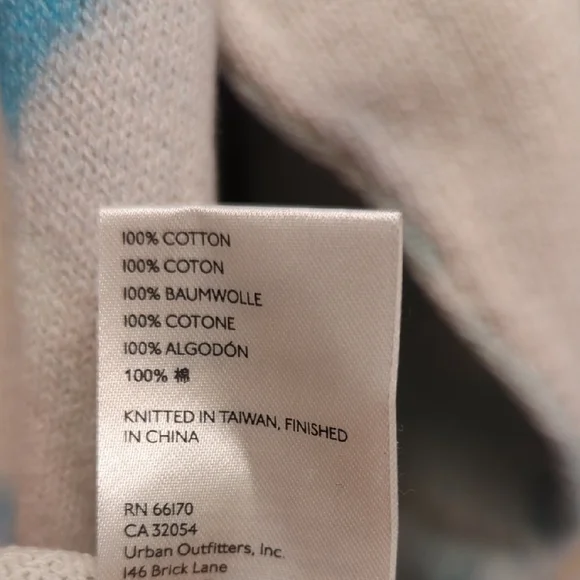 NWOT Free People Blue and Cream Graphic Crewneck Sweater Size Medium - Picture 5 of 11